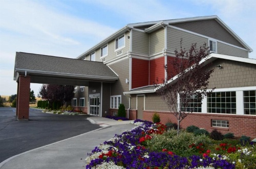 Coast Hilltop Inn image 17